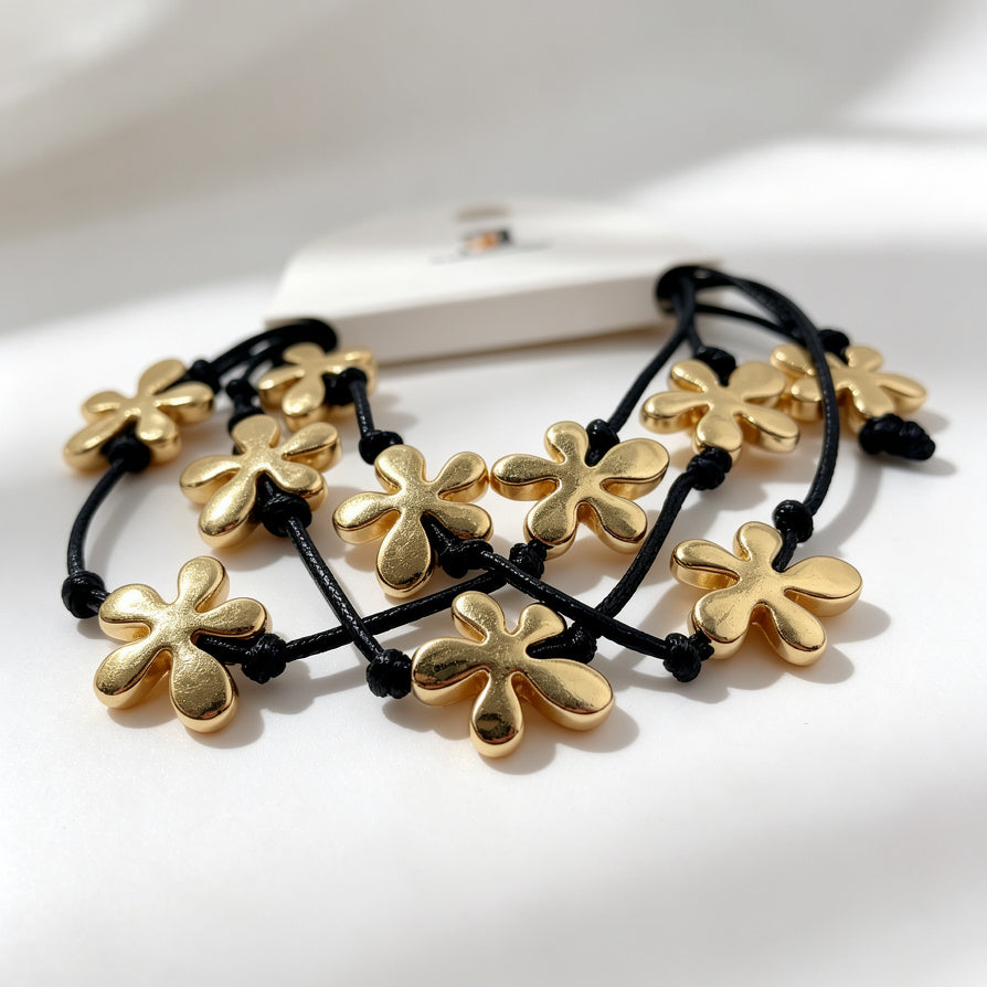 Pulseras de hilo negro con dijes de flor dorada/plateada, venta al por mayor| JI JOYA