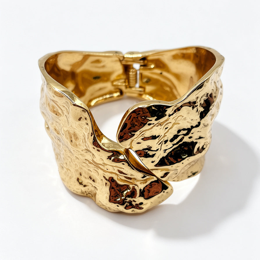 Pulsera de Oro Dorada de Aleación de Zinc con Textura Martillada - Accesorio de Moda Minimalista para Mujer | Venta al Por Mayor|JI JOYA