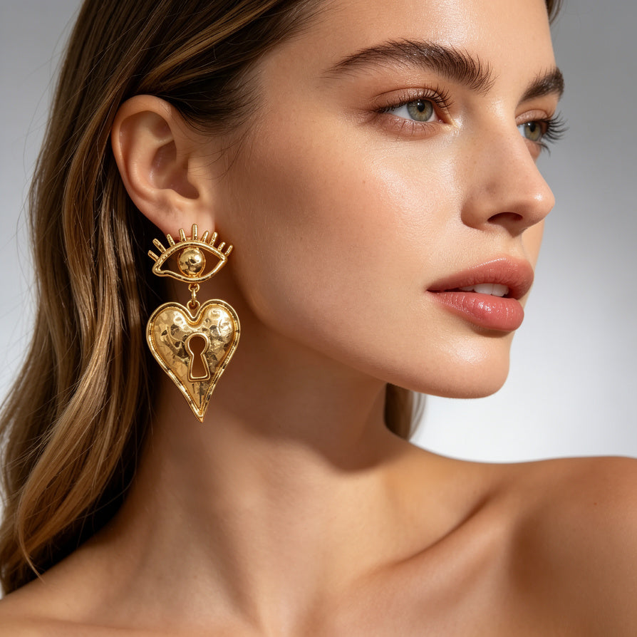 Orejas de Oro Ojo y Corazón con Ojo de Cerradura | Joyería al Mayoreo|JI JOYA