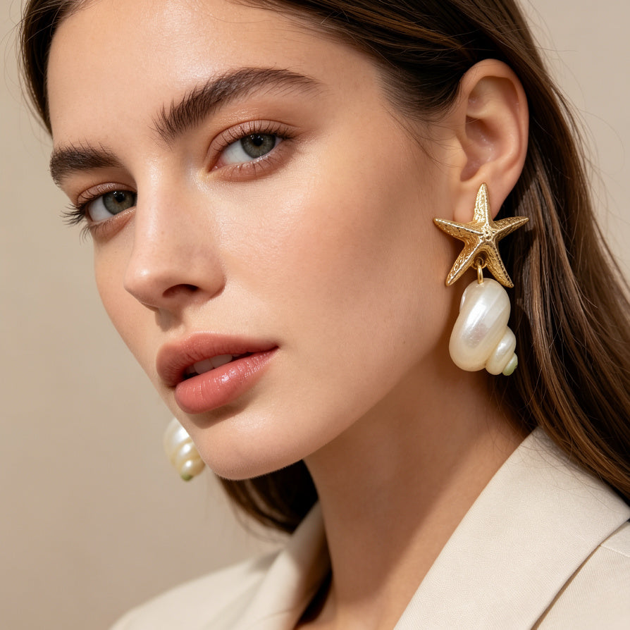 Pendientes de Estrella de Mar y Caracol Dorados | Joyería al por mayor B2B, Diseño Marino Minimalista|JI JOYA