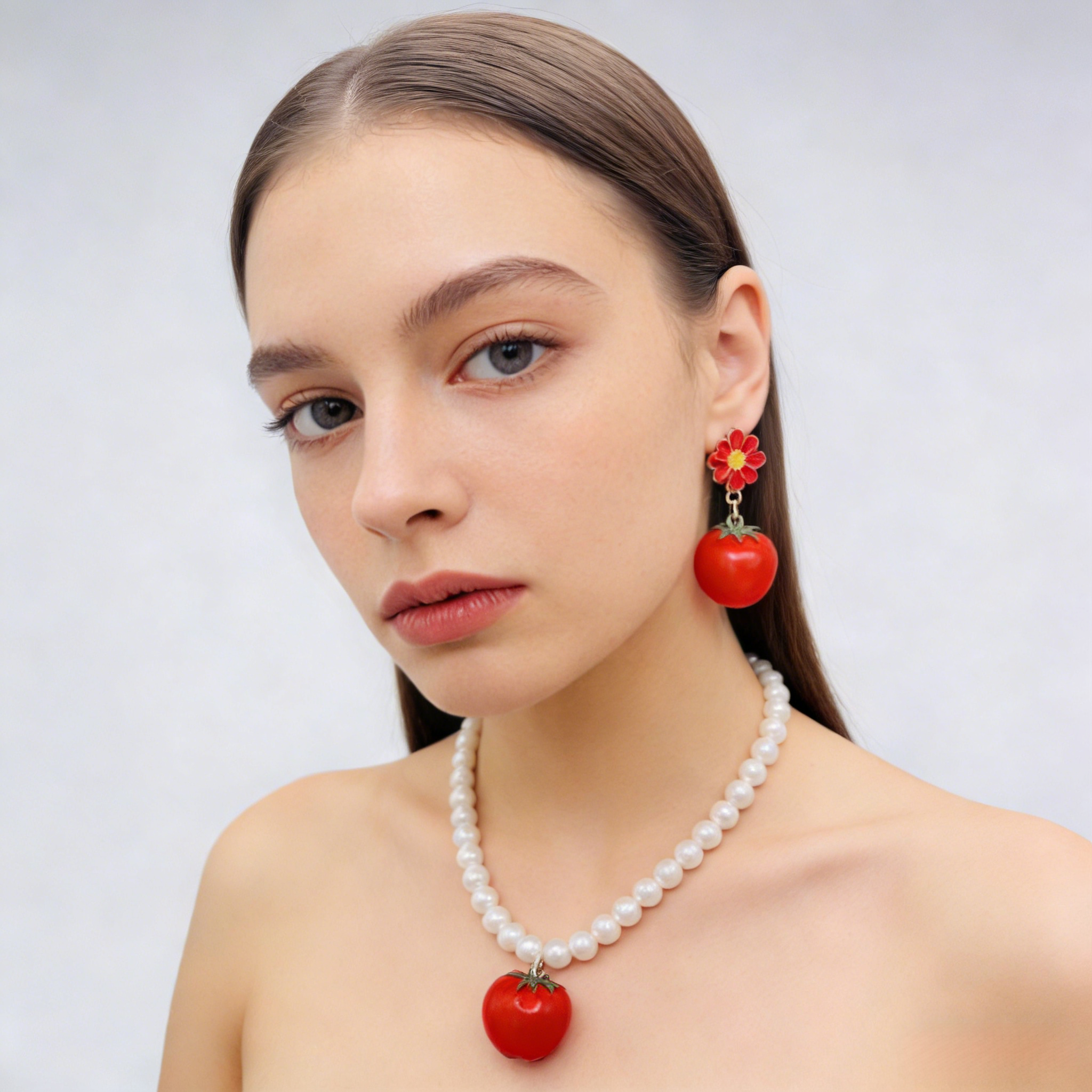 Conjunto de collar y pendientes colgantes con perla de tomate | Joyas originales de frutas de verano
