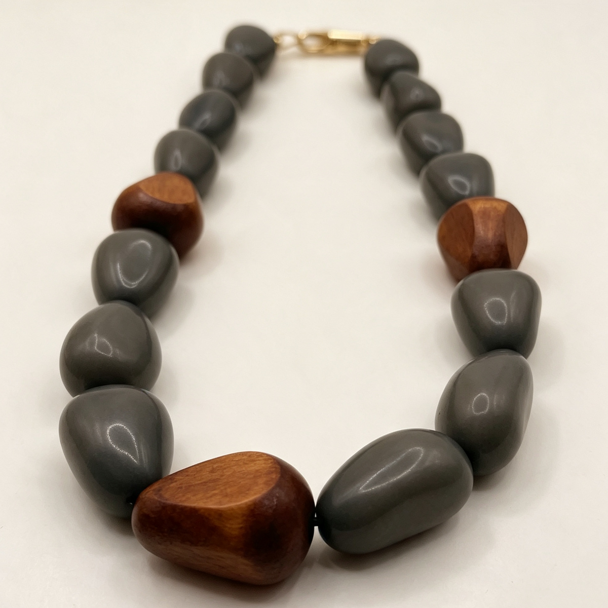 Collar de cuentas irregulares resina y madera, collar grueso boho vintage mayorista B2B, dos colores disponible, accesorios de moda mujer al por mayor|JI JOYA