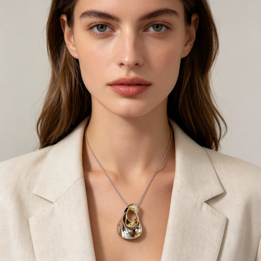 Collar Largo de Cadena Delgada con Colgante Bicolor Oro y Plata, Joyería de Tendencia para Revendedores|JI JOYA