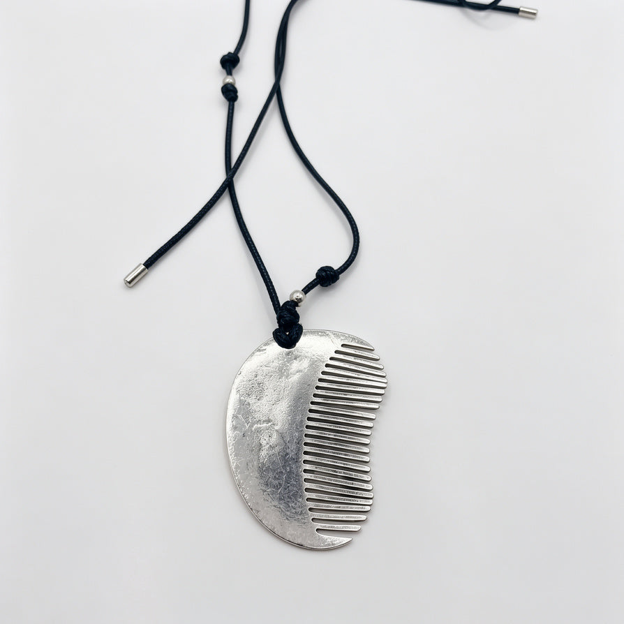 Collar Unisex con Colgante de Peine Dorado/Plateado - Venta al Por Mayor para Tiendas|JI JOYA