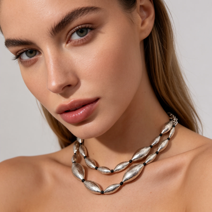 Collar Largo Multicapa con Cuentas de Oliva Texturizadas - Joyería Elegante para Mujer|JI JOYA