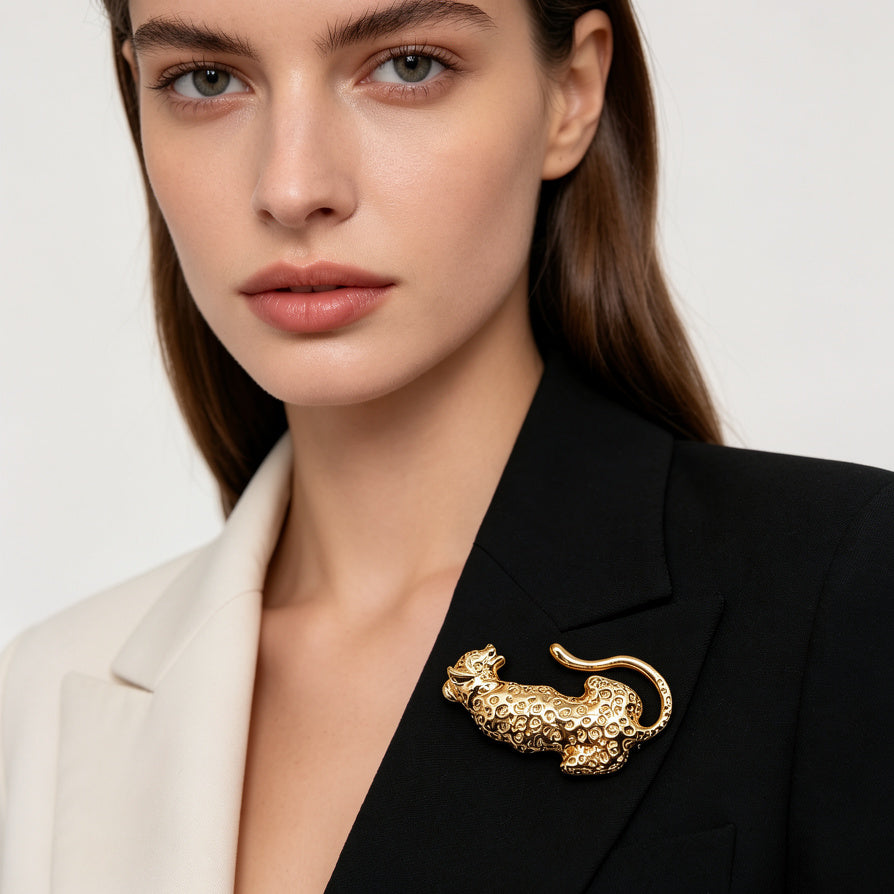 Broche Pantera Dorada de Lujo | Joyería Mayorista para Mujer, Diseño Original|JI JOYA