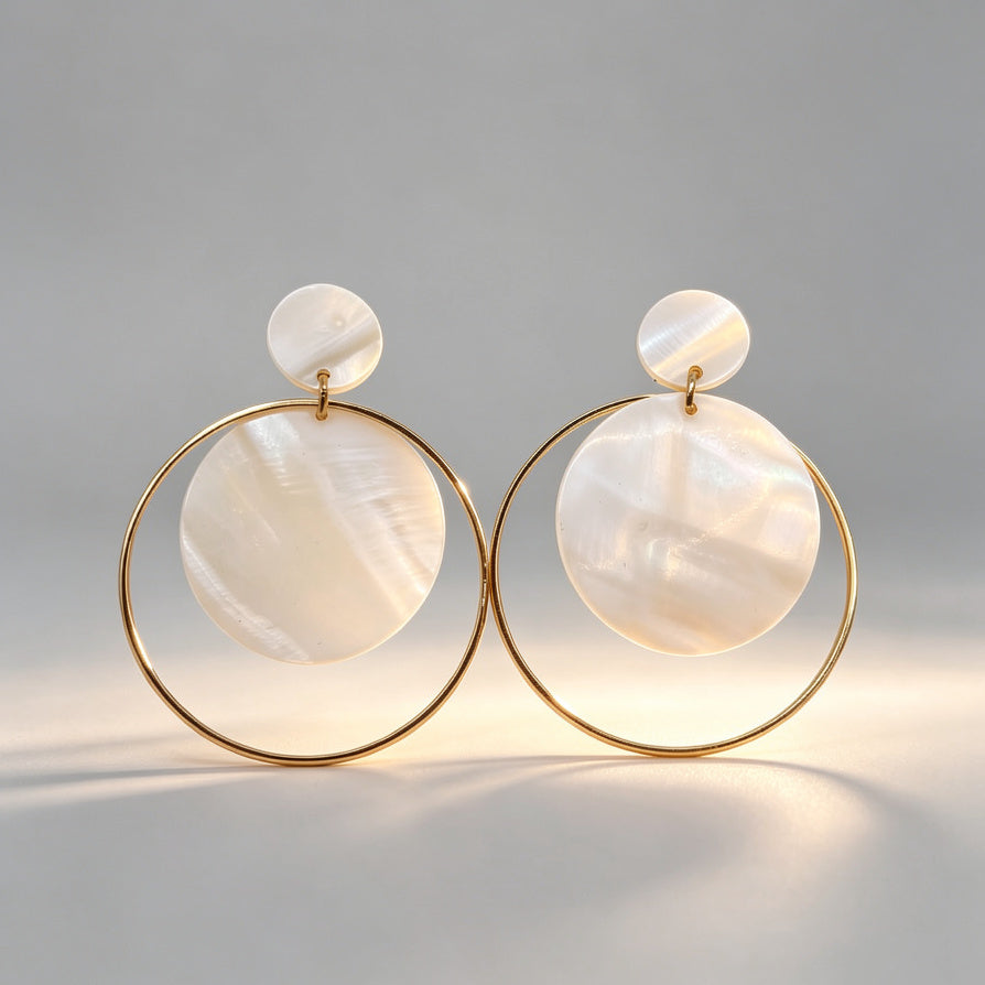 Pendientes de Círculo Dorado con Placa de Concha Nácar - 3 Colores (Azul, Rojo, Blanco) | Joyería de Moda al Por Mayor|JI JOYA