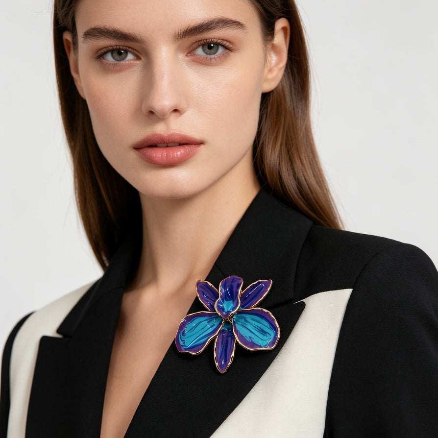 Broche de Orquídea con Esmalte - Joyería de Moda para Mayoristas | JI JOYA