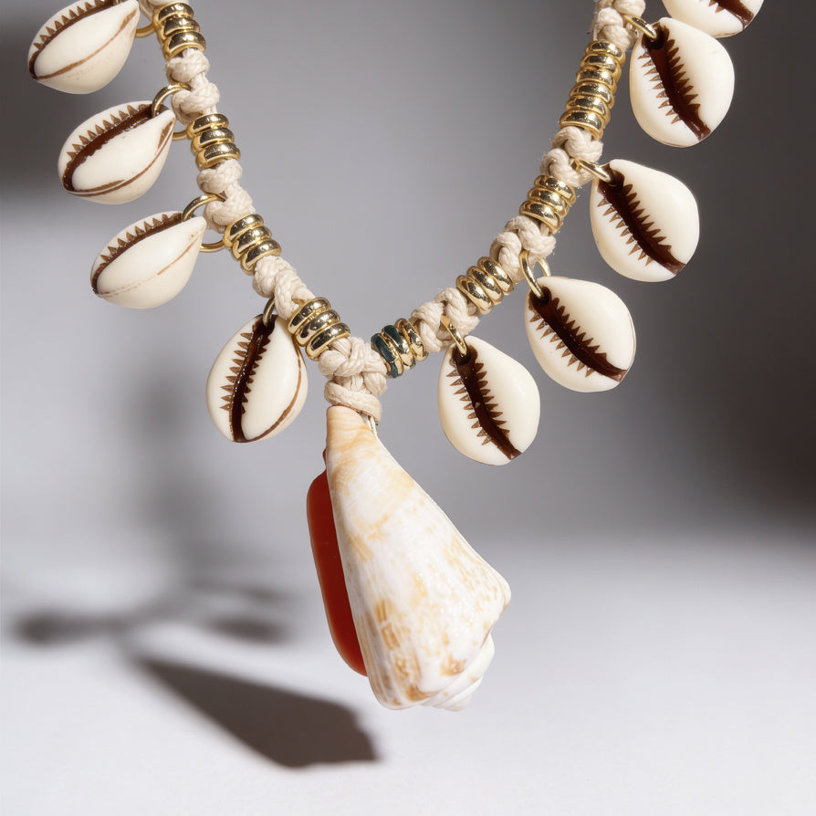Cowrie Shell Necklace with Conch Shell Pendant - Boho Beach Style|JI JOYA