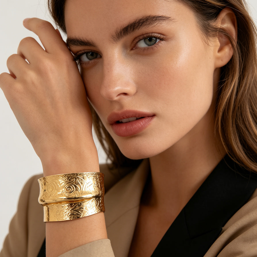 Brazalete de Diseño Maya/Polinesio Dorado - Accesorio Moda al Por Mayor|JI JOYA