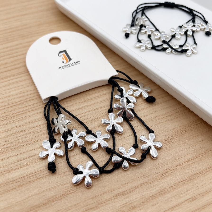 Pulseras de hilo negro con dijes de flor dorada/plateada, venta al por mayor| JI JOYA