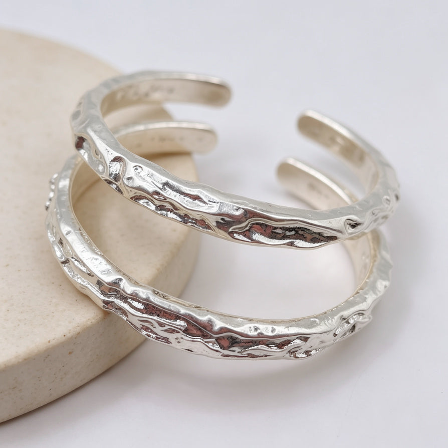 Set de 3 Pulseras Texturizadas en Dorado/Plata - Diseño Orgánico Hammered, Joyería de Moda al Por Mayor|JI JOYA