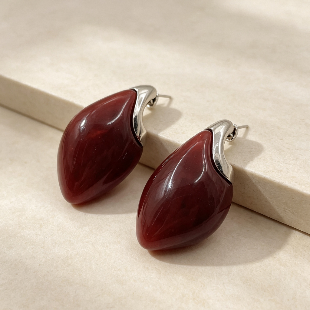 Pendientes clip‑on geométricos de resina, diseño gota, metal plateado, mayorista joyería|JI JOYA