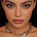 Collar de Moda con Diseño de Dos Tonos - Plata y Oro | Joyería de Tendencia para Mujer