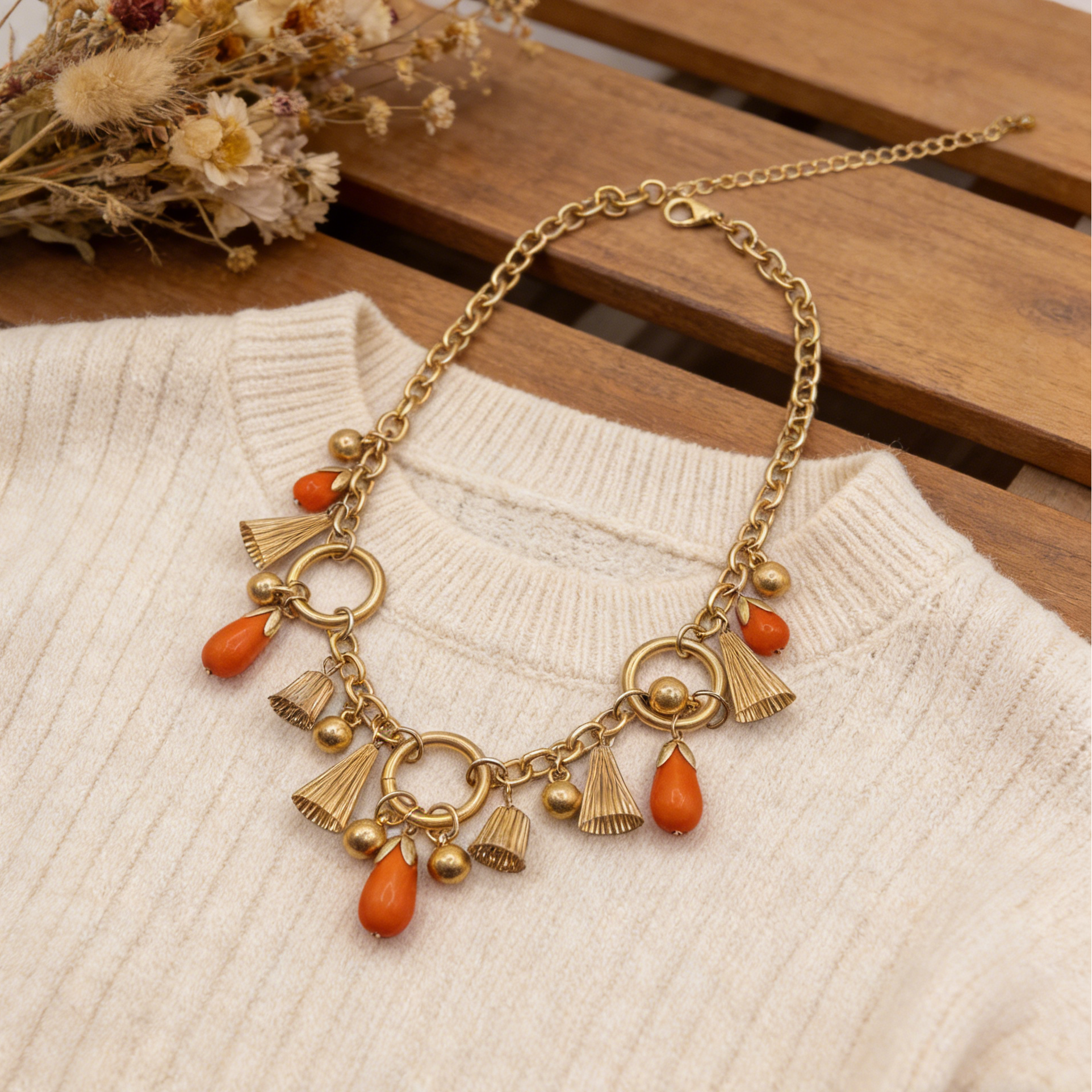 Conjunto de joyería bohemia vintage con borlas, collar y pulsera de piedra naranja chapados en oro para mujer