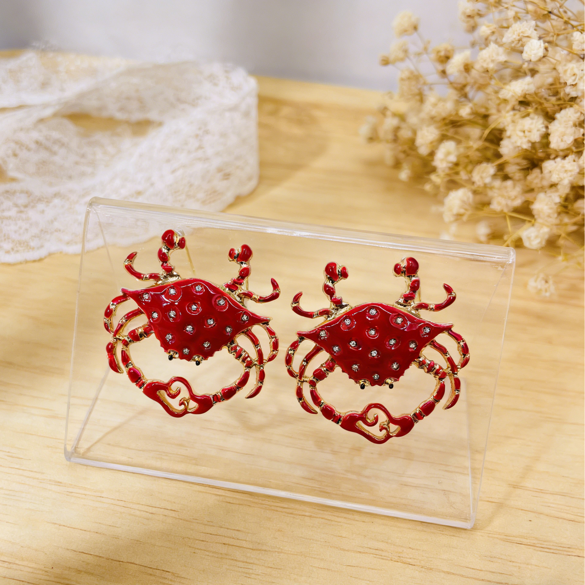 Pendientes de Cangrejo Rojos/Azules con Detalles Brillantes|JI JEWELLERY