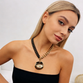 Collar asimétrico de oro negro | Cadena gruesa de cristal y metal | Colgante de disco llamativo | Joyería de fiesta Y2K para mujer