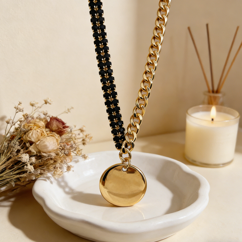 Collar asimétrico de oro negro | Cadena gruesa de cristal y metal | Colgante de disco llamativo | Joyería de fiesta Y2K para mujer