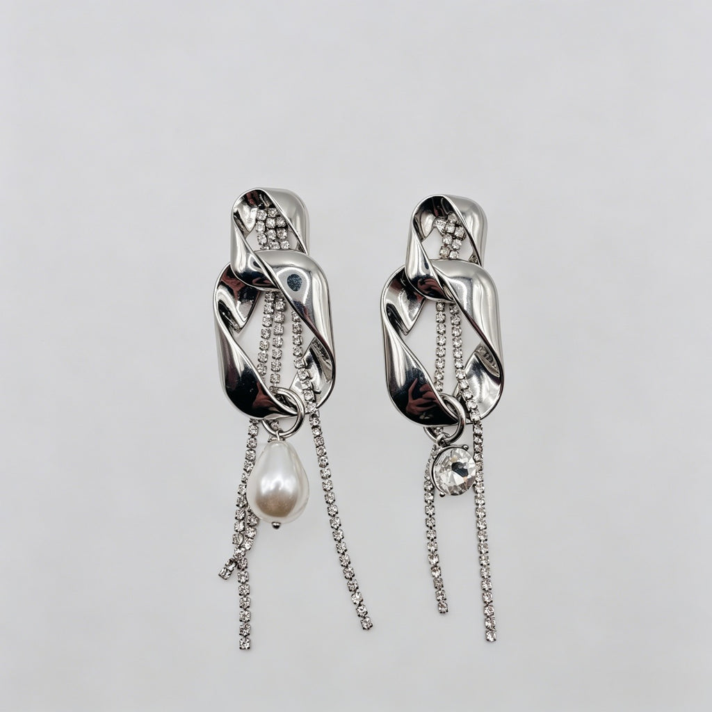 Pendientes Asimétricos Cadena de Cristal con Perla - Oro/Plata al Por Mayor|JI JOYA