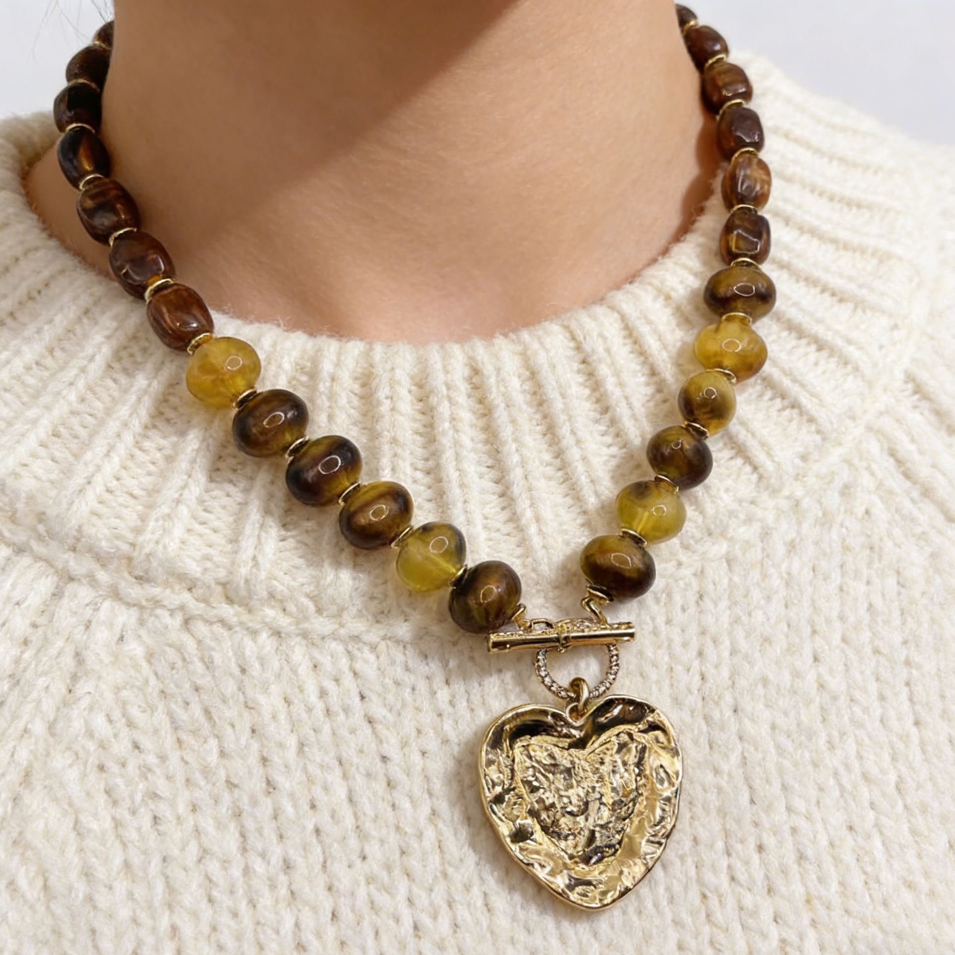 Collar de ojo de tigre con forma de corazón | Cadena de clavícula vintage de lujo con piedra natural