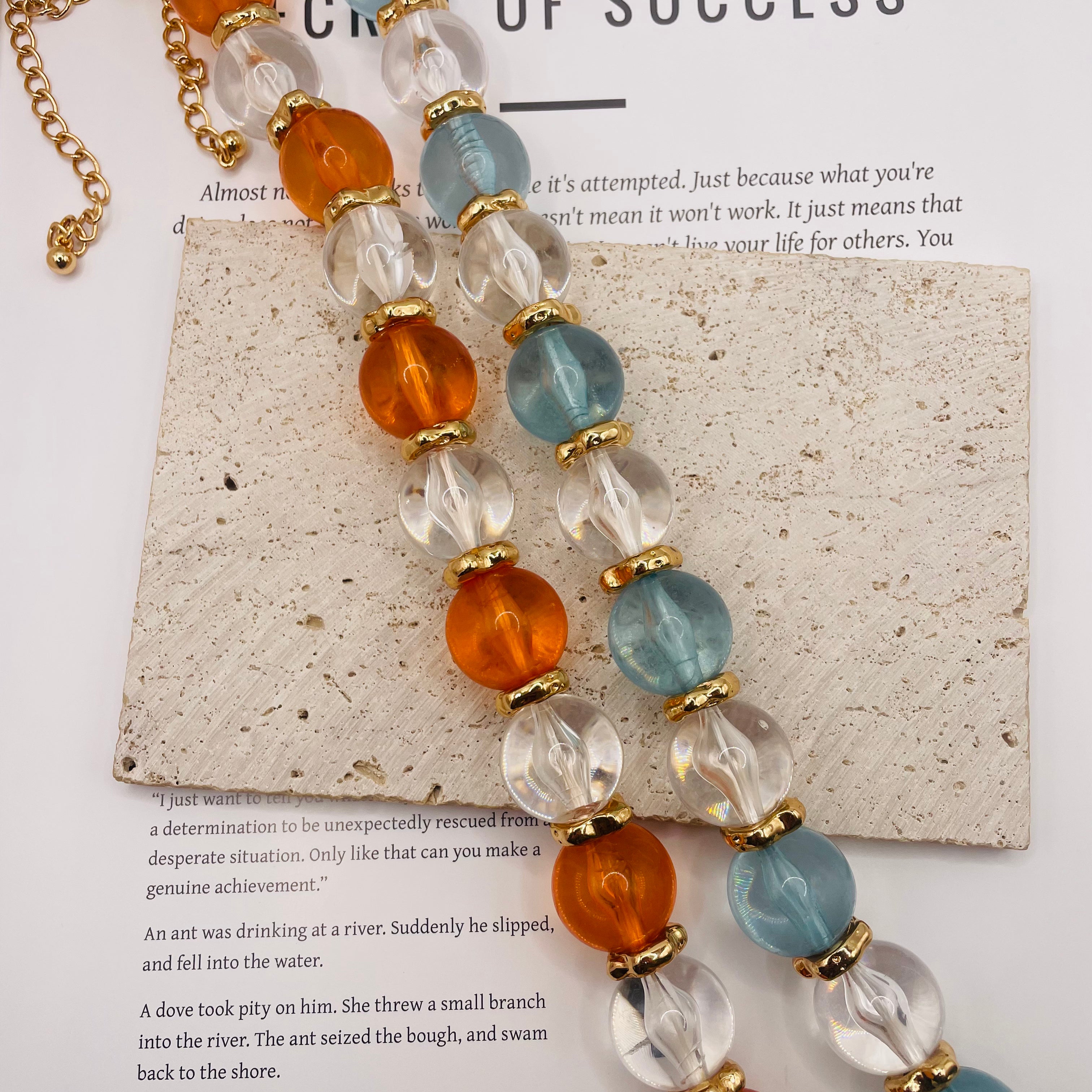 Conjunto de Collar y Pulsera de Cuentas Translúcidas y Doradas | Joyería de Moda para Mujer | Mayorista|JI JOYA