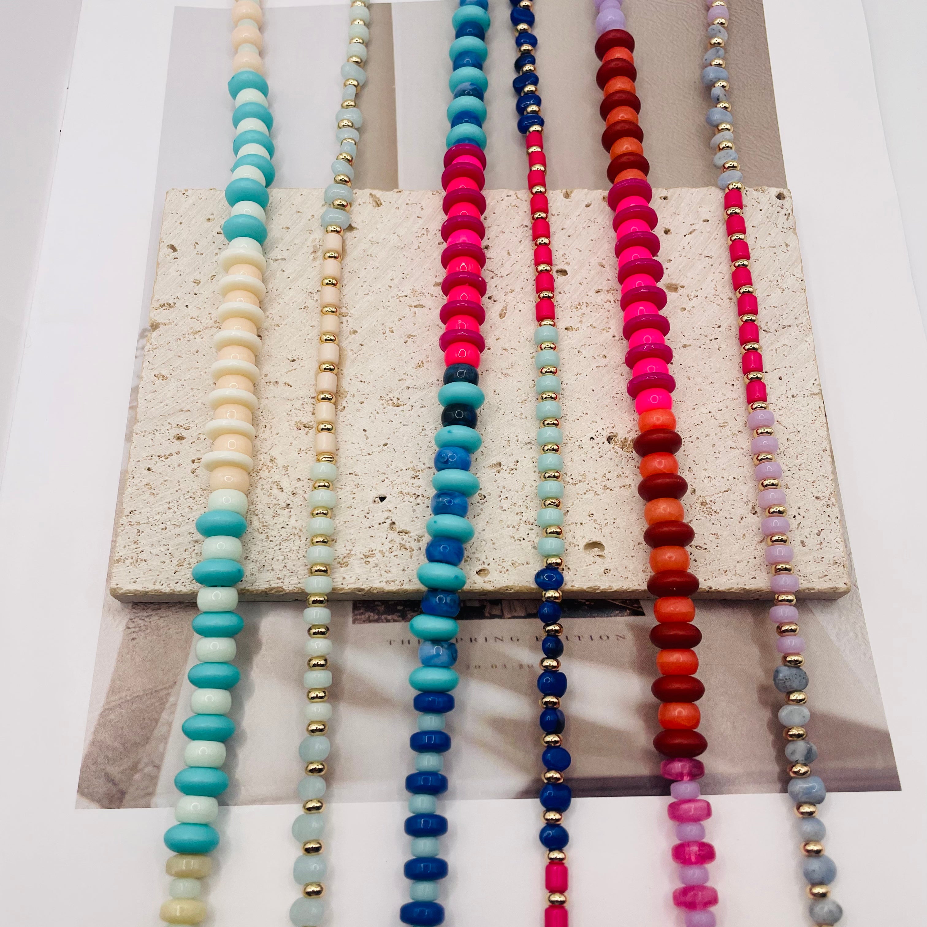 JI JOYA VENTA AL POR MAYORCollar de Cuentas Doble Capa - 6 Colores Disponibles | Joyería de Moda Mayorista para Mujer, Resistente a la Descoloración, Cadena Ajustable