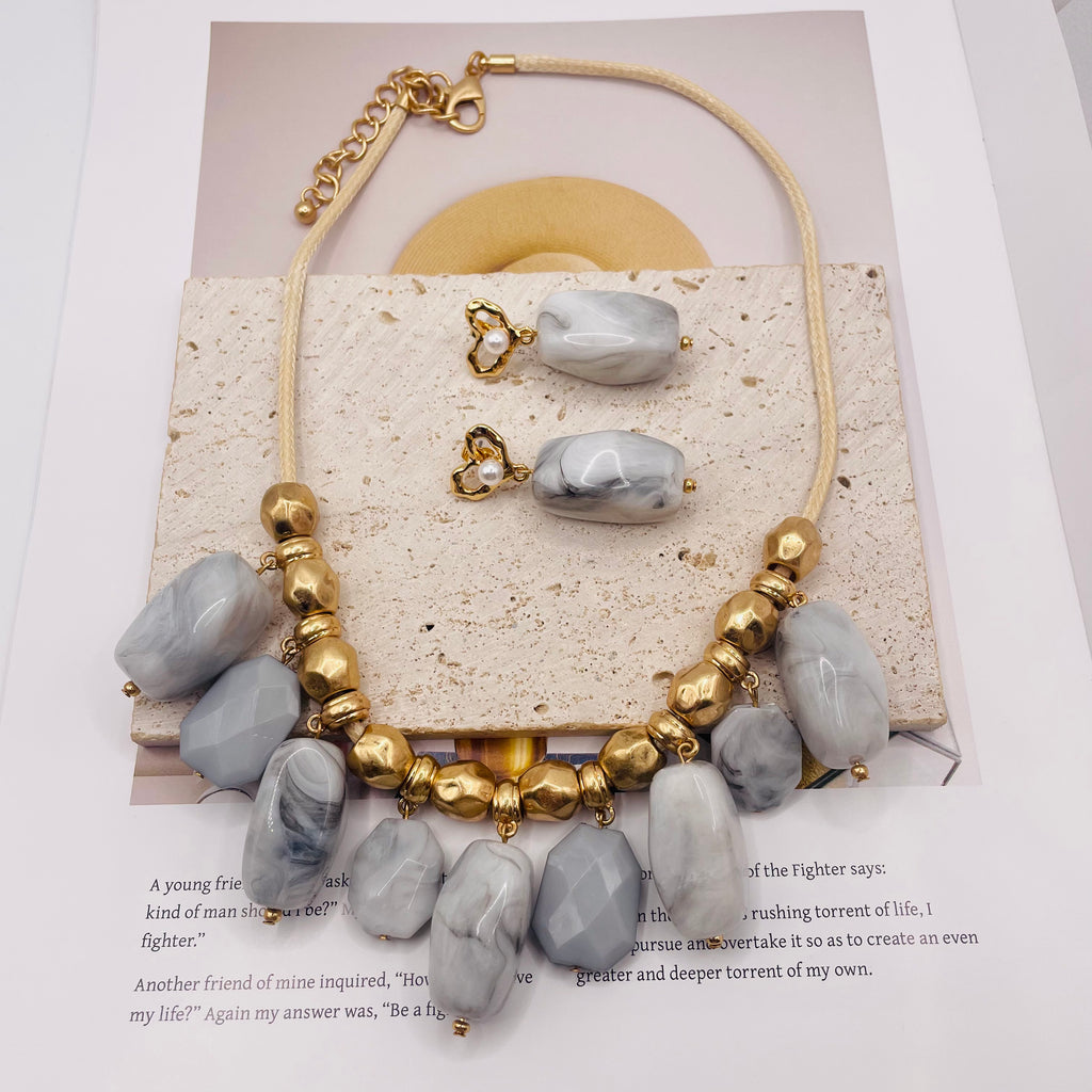 JI JOYA VENTA AL POR MAYORSet de Collar y Pendientes de Resina y Acrílico | Joyería de Moda Mayorista para Mujer
