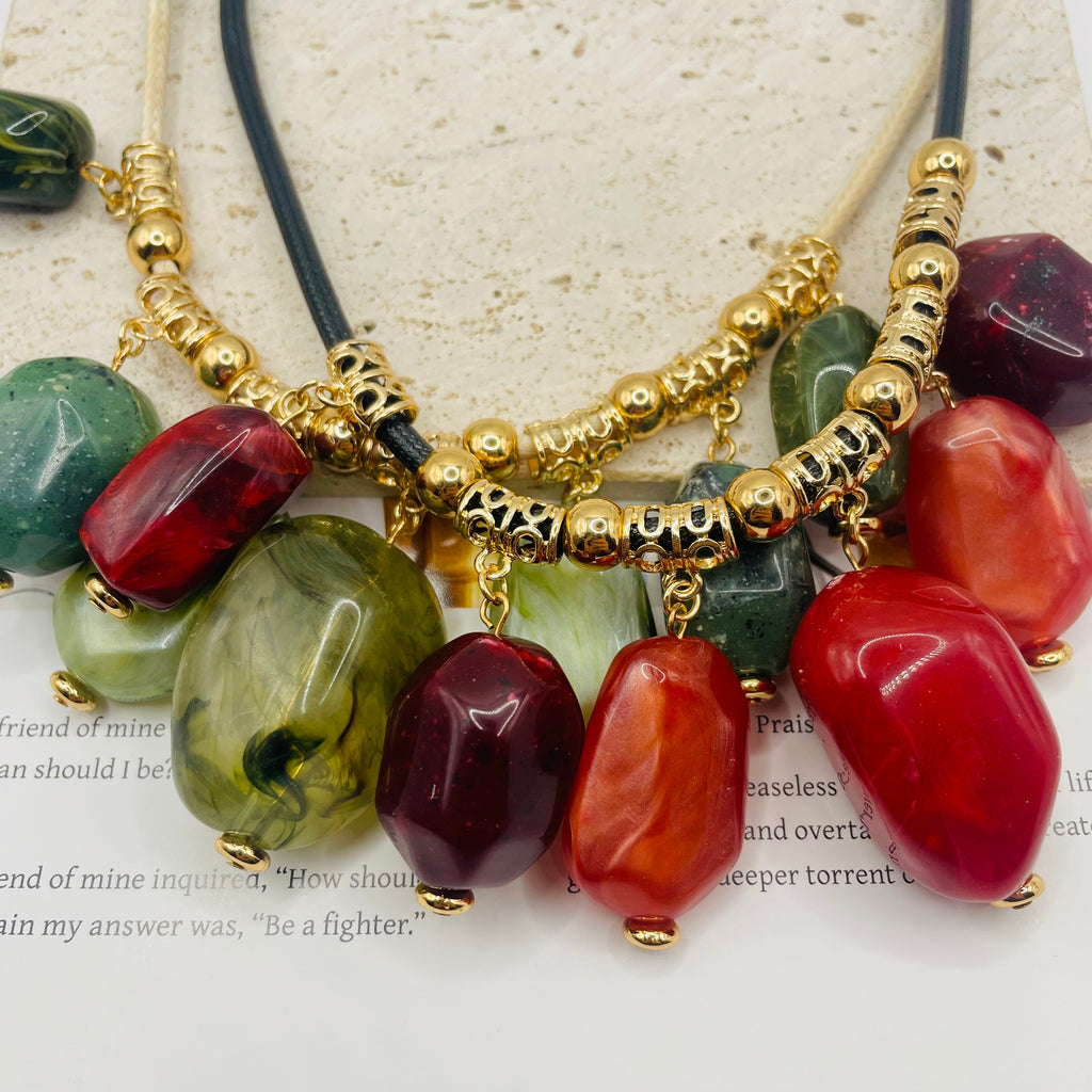 JI JOYA VENTA AL POR MAYORCollar de Moda con Cuentas Colgantes de Resina - Diseño Boho-Chic | Mayoreo