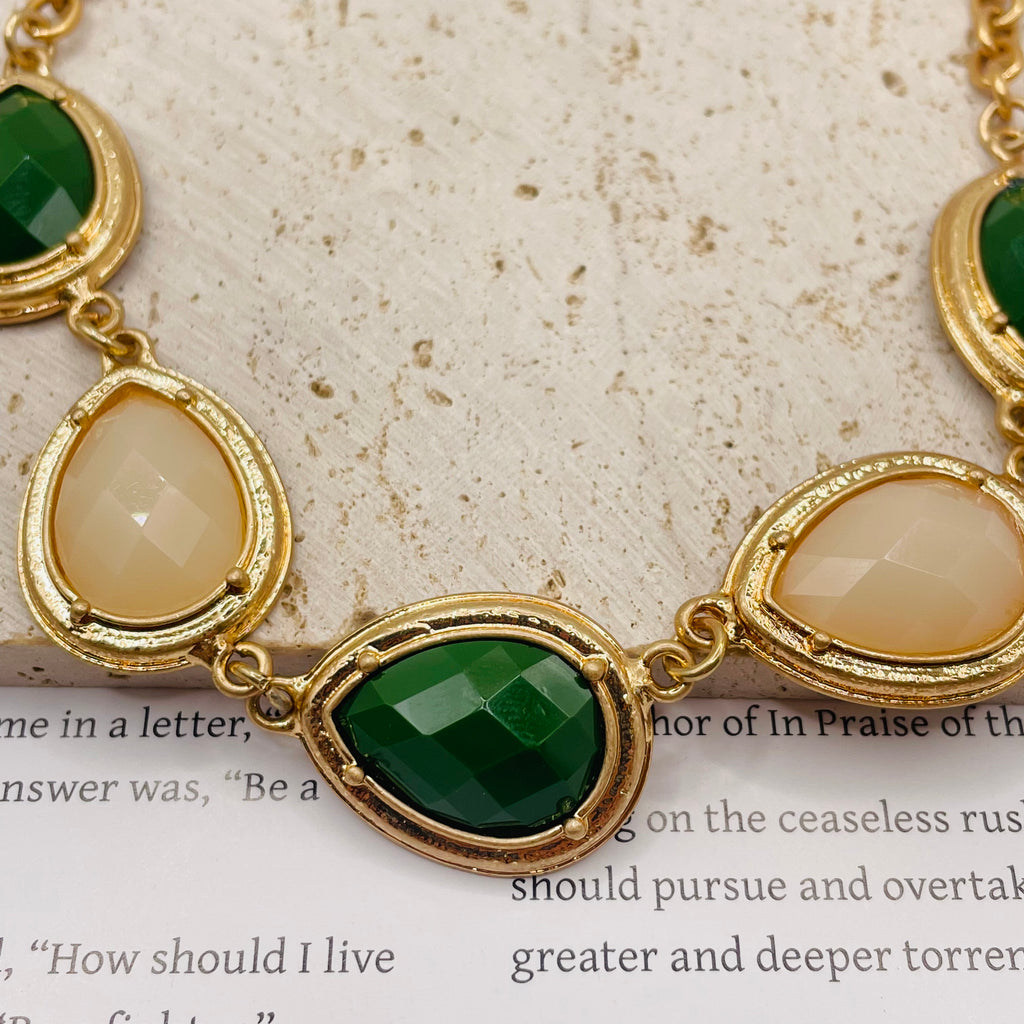 JI JOYA VENTA AL POR MAYOR|Collar Gargantilla de Piedra Colorida con Cadena Dorada | Bisutería de Moda al Por Mayor