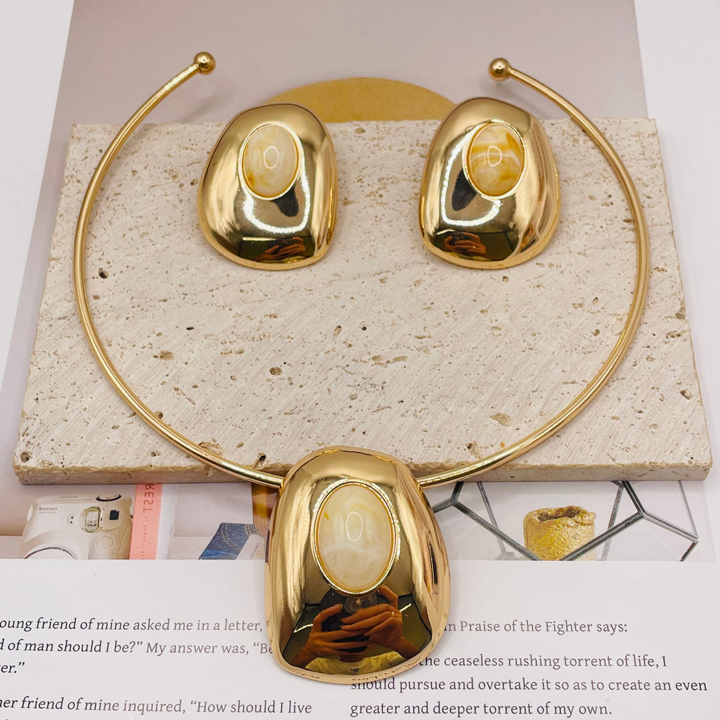 JI JOYA VENTA AL POR MAYOR|Collar de Gargantilla con Colgante Ovalado - Joyería Dorada de Moda al Por Mayor (Verde, Naranja, Blanco)
