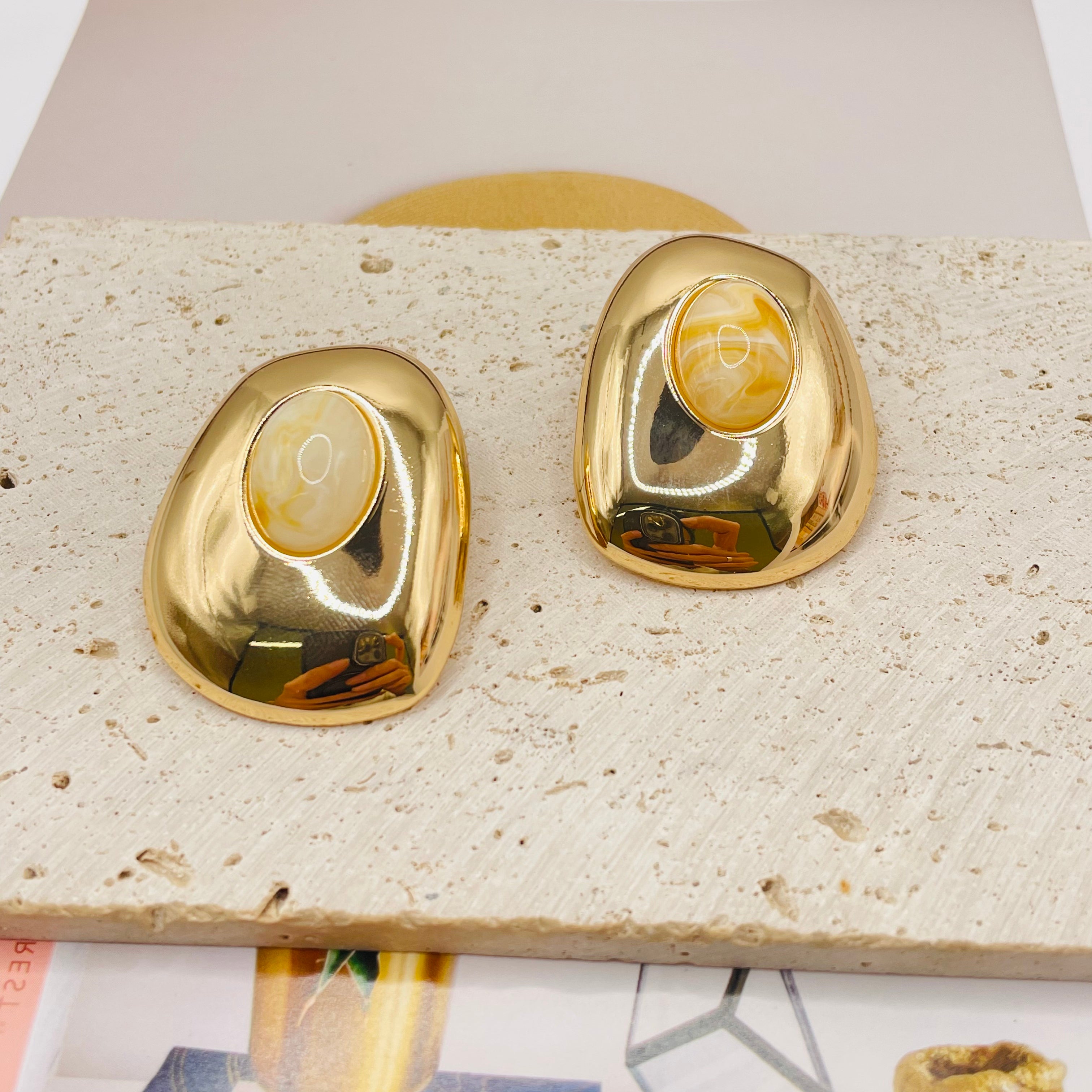 JI JOYA VENTA AL POR MAYOR|Collar de Gargantilla con Colgante Ovalado - Joyería Dorada de Moda al Por Mayor (Verde, Naranja, Blanco)