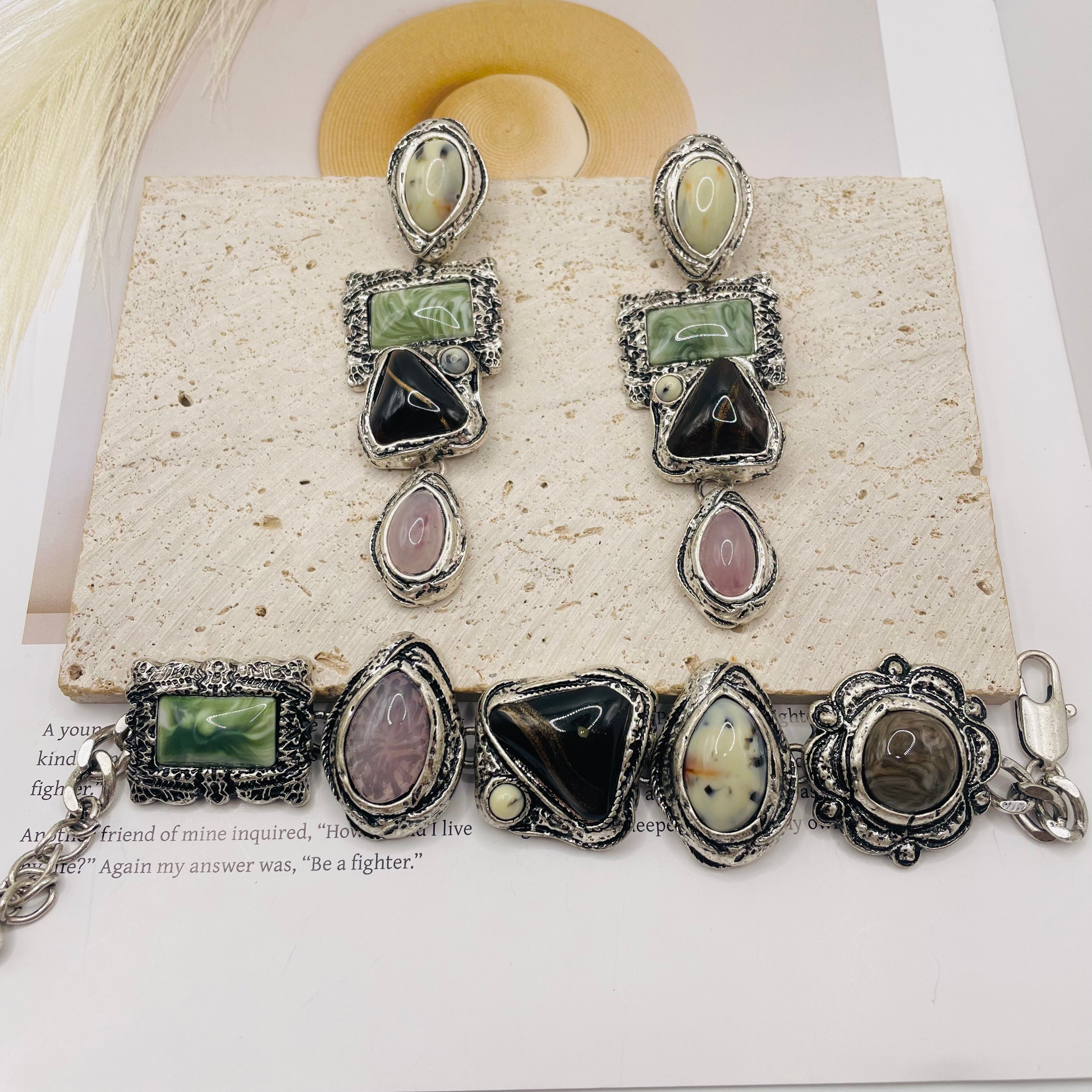 Bisutería Vintage Multicolor con Piedras Naturales | Pendientes y Pulseras al Por Mayor|JI JOYA