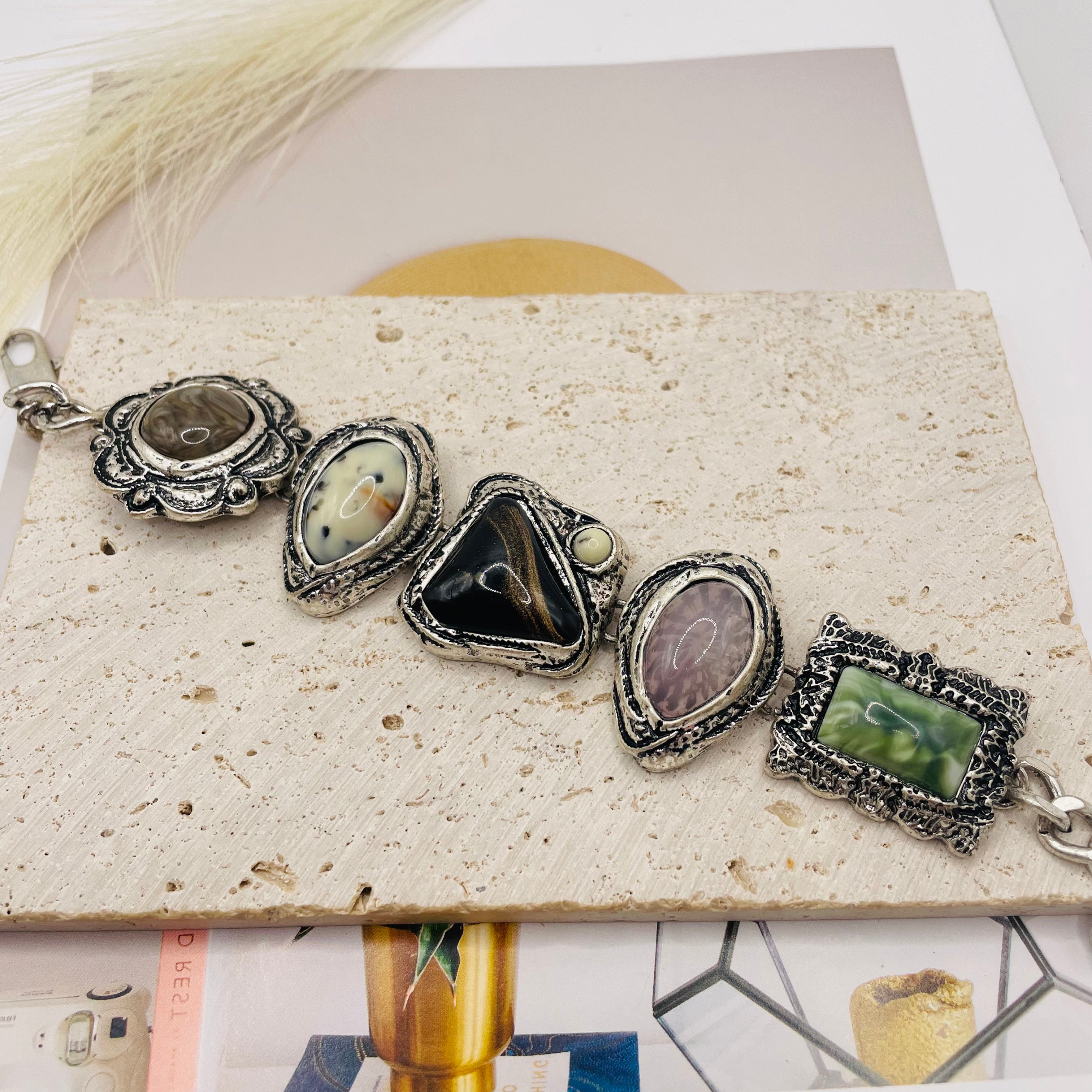 Bisutería Vintage Multicolor con Piedras Naturales | Pendientes y Pulseras al Por Mayor|JI JOYA