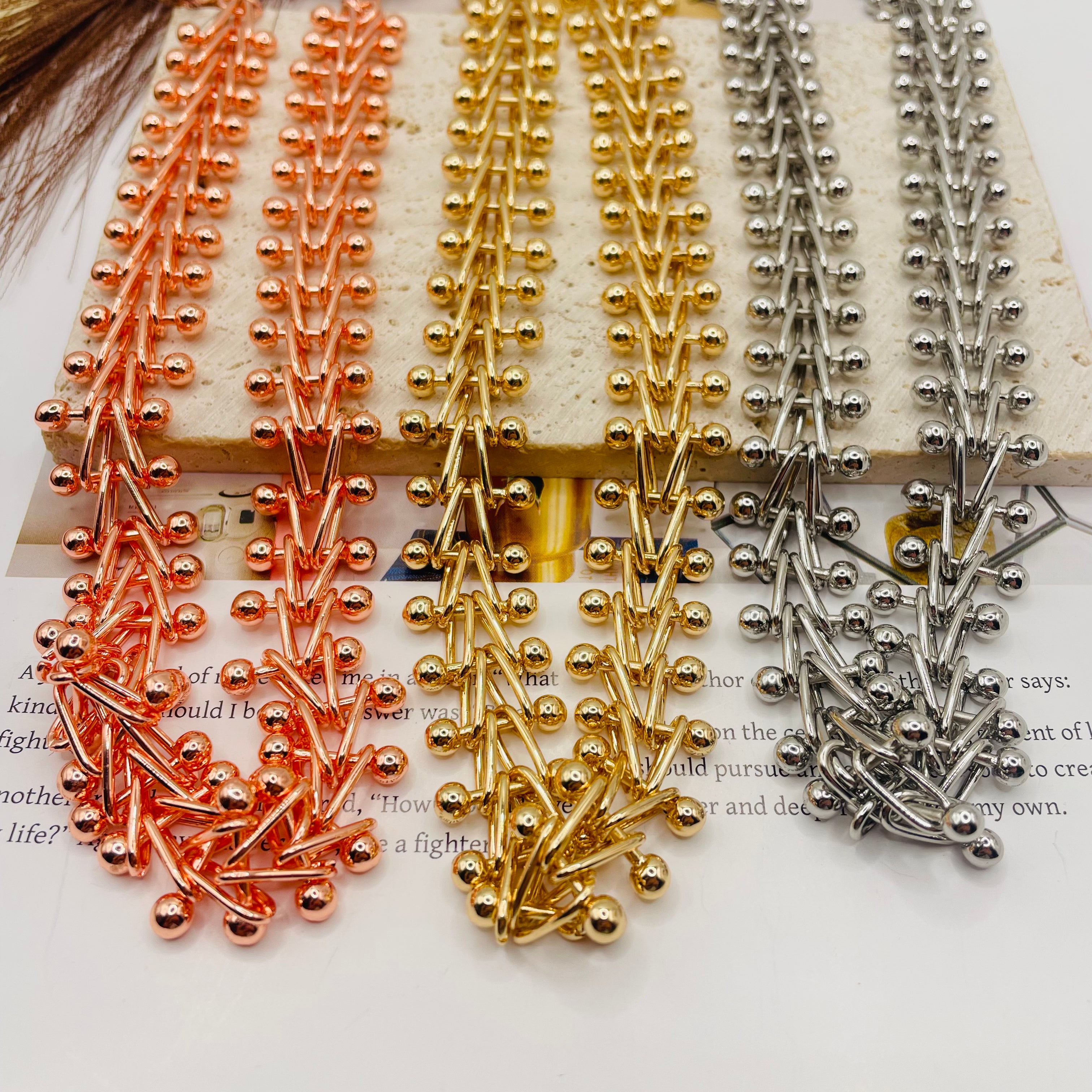 JI JOYA VENTA AL POR MAYOR|Collares de Moda en Zinc Aleación, Diseño de Hojas y Bolas, 3 Colores (Oro Rosa/Oro/Plata), Joyería al Por Mayor para Mujer
