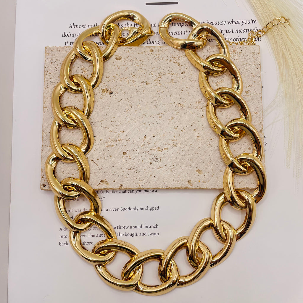 Mayorista: Collar de Eslabones Grandes Gruesos, Diseño Minimalista Moderno, Cadena de Moda en Dorado y Plateado para Mujer