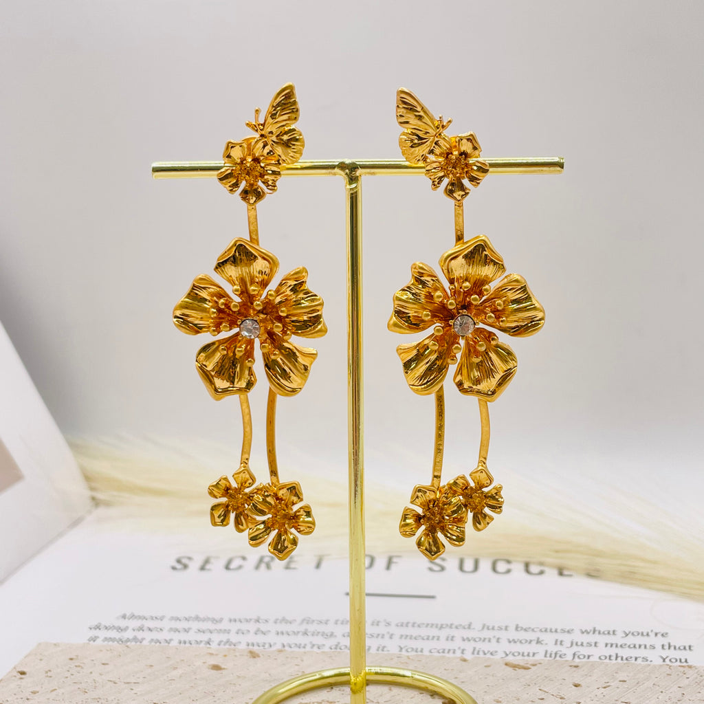JI JOYA VENTA AL POR MAYORConjunto de Joyería de Flores Doradas con Mariposa y Circonita | Resistente al Deslustre, para Mujer, Venta al Por Mayor