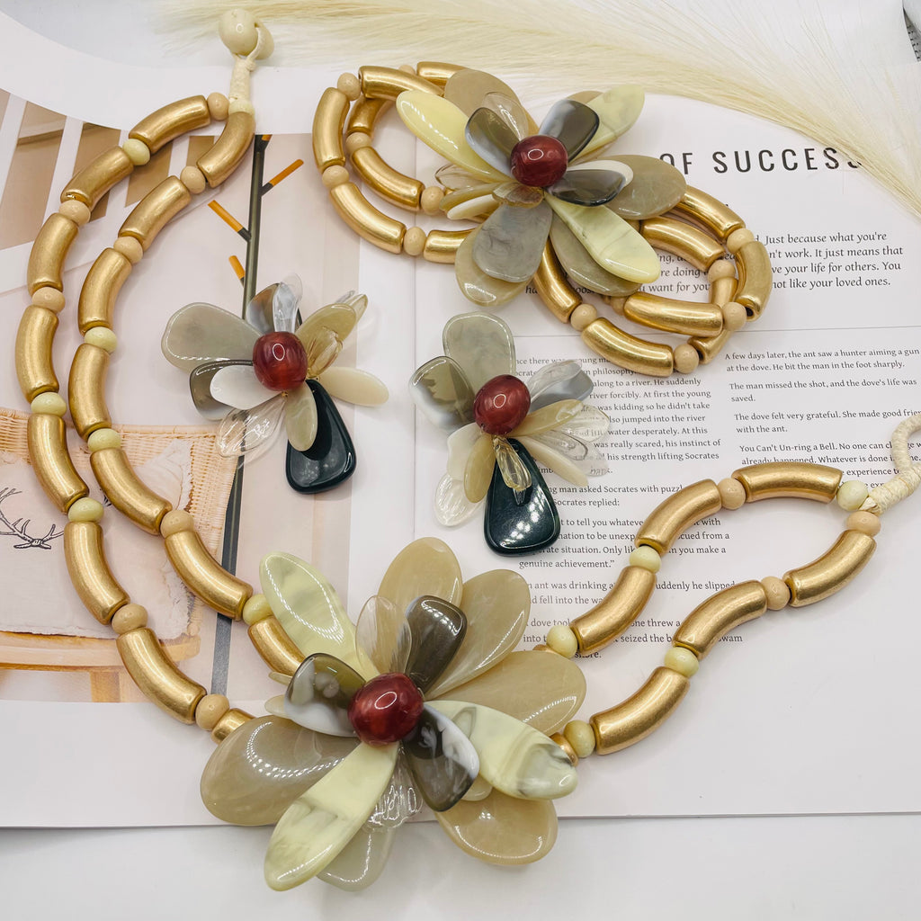 JI JOYA VENTA AL POR MAYOR,Traje con estilo de flores grandes exagerado y de moda.