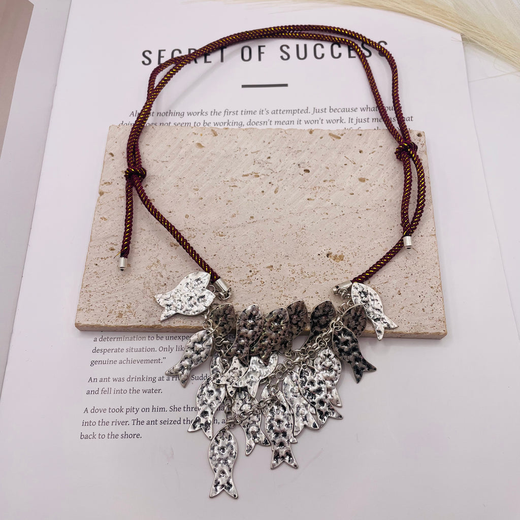 JI JOYA VENTA AL POR MAYOR,Collar de suéter de cuerda con forma de banco de peces, tamaño ajustable