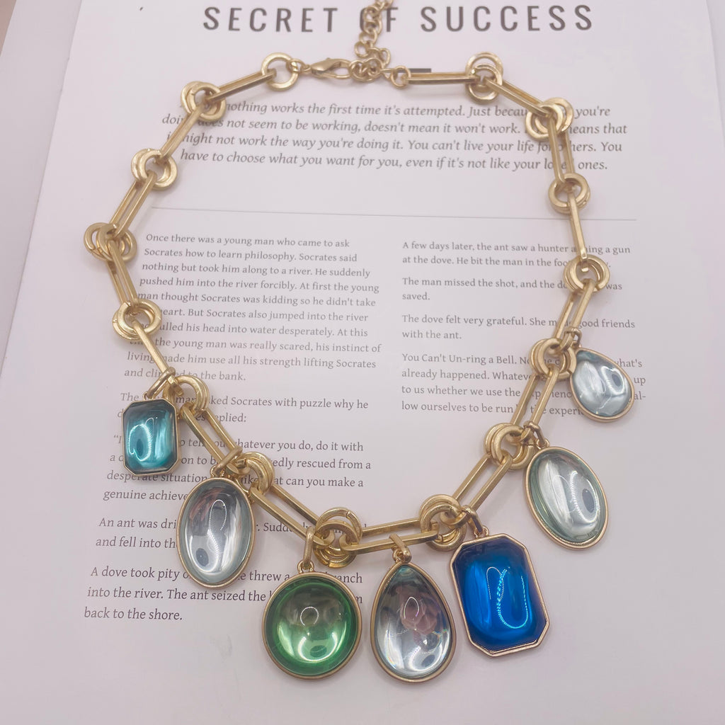 JI JOYA VENTA AL POR MAYOR|Set de Bisutería Vintage Dorada, Gargantilla y Aretes con Gemas en Tonos Azul Verde, Venta al Por Mayor Mayorista