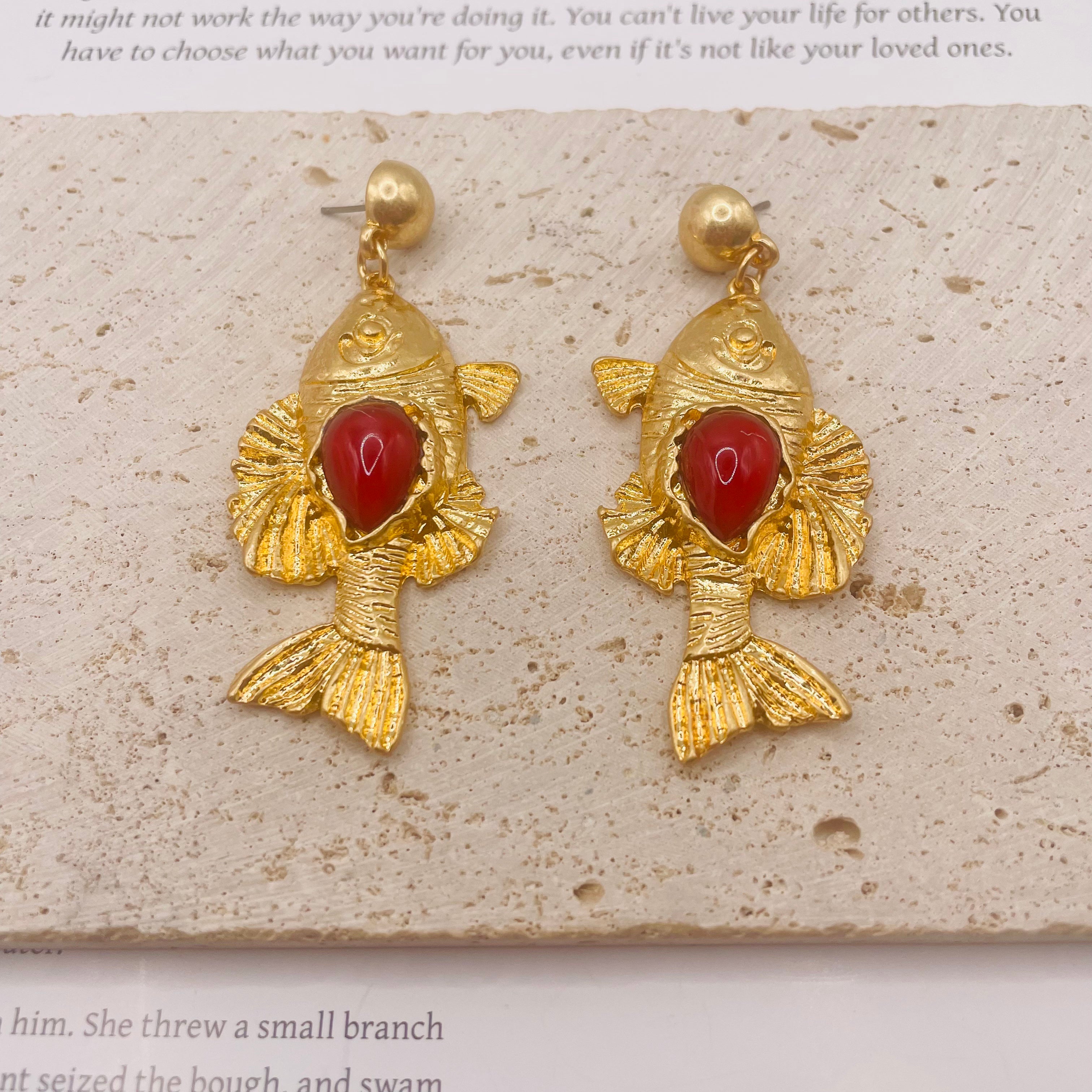 JI JEWELRY WHOLESALE,Vintage Fish and Shell Pendant Necklace and Earrings