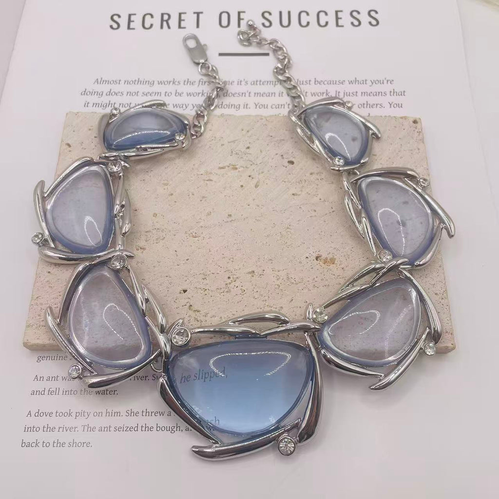 JI JOYA VENTA AL POR MAYOR,Un conjunto digno y elegante, adecuado para festivales y bodas.