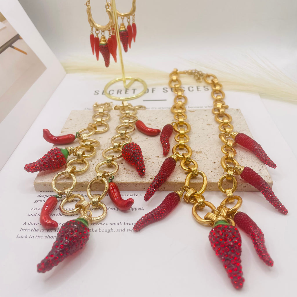 JI JOYA VENTA AL POR MAYOR,Collar y pendientes serie Chili, dos collares de diferentes longitudes disponibles.