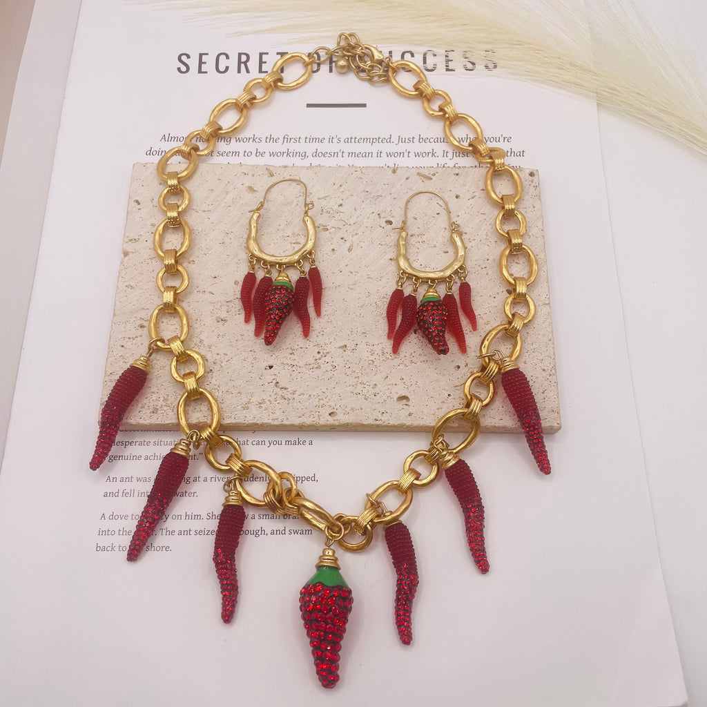 JI JOYA VENTA AL POR MAYOR,Collar y pendientes serie Chili, dos collares de diferentes longitudes disponibles.