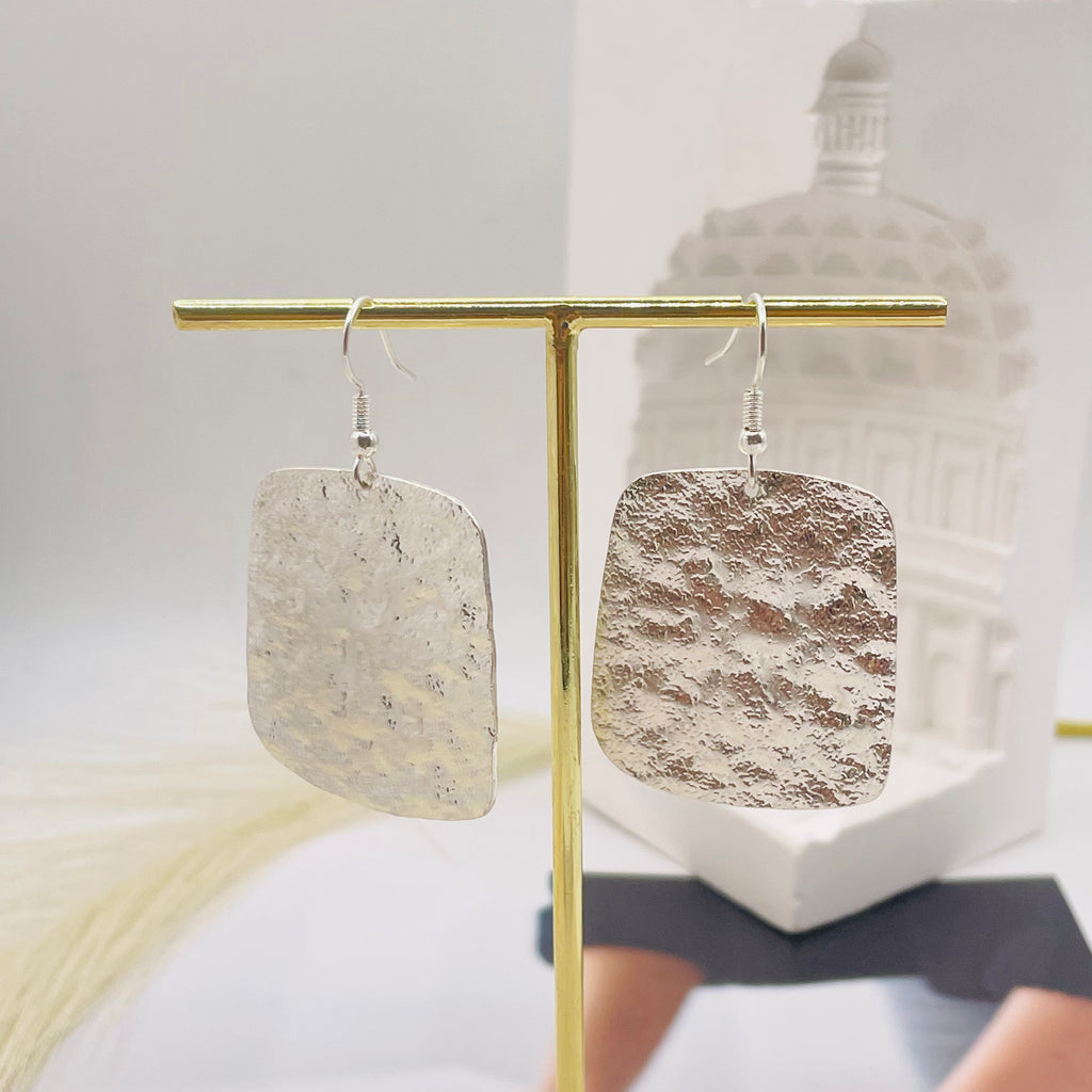 JI JOYA VENTA AL POR MAYOR,Conjunto combinado de collar, pendientes y pulsera de metal de moda.