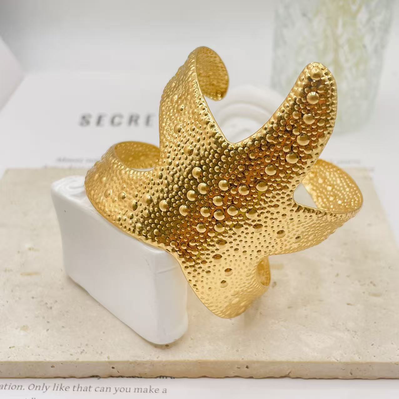 Pulsera Brazalete Estrella de Mar - Dorado/Palateado | Joyería de Moda para Mujer | Mayorista