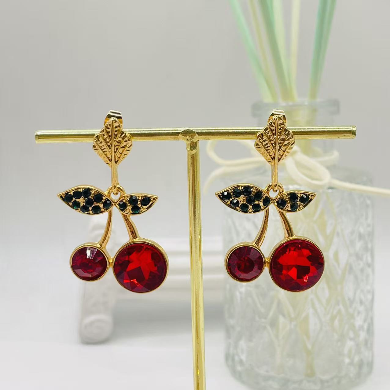 JI JOYA VENTA AL POR MAYOR|Pendientes Colgantes de Cerezo con Piedras Brillantes, Diseño de Fruta, Joyería Mayorista en Oro Rosa/Rojo para Mujer