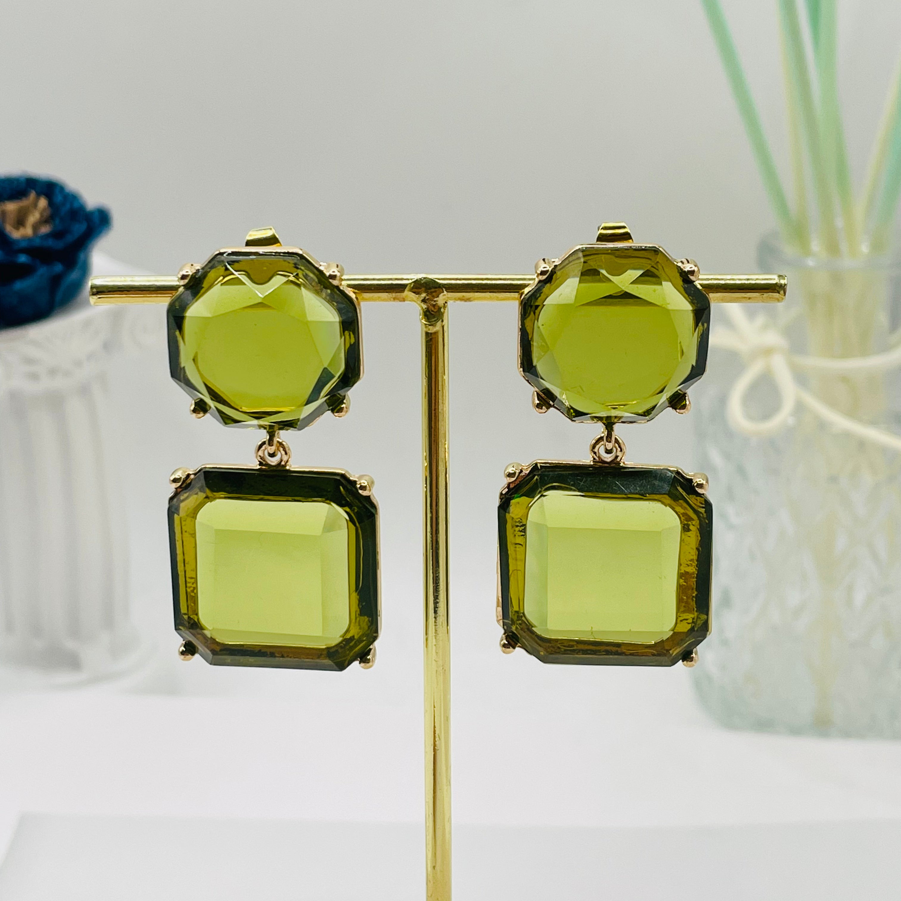 JI JOYA VENTA AL POR MAYOR|Pendientes Colgantes de Cristal Grande en Tonos Vivos - Diseño Premium para Pedidos al Por Mayor