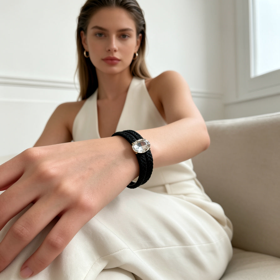 JI JOYA VENTA AL POR MAYOR|Pulsera Trenzada de Cuero con Piedra de Cristal Ovalada | Moda Elegante para Mujer | 2 Colores Disponibles (Vino Negro) | Joyería al Por Mayor