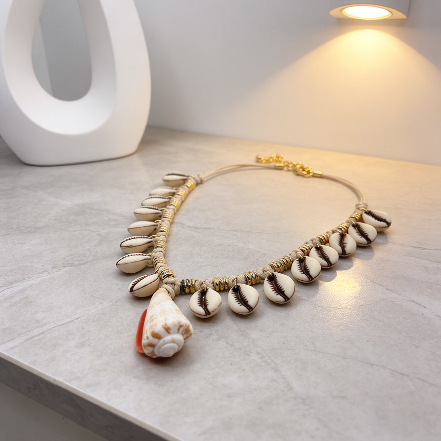 Cowrie Shell Necklace with Conch Shell Pendant - Boho Beach Style|JI JOYA