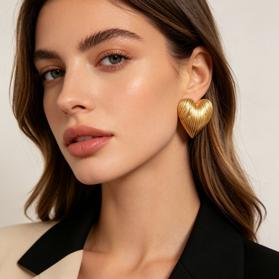 Pendientes Corazón Dorados de Moda | Mayorista de Joyería de Zinc|JI JOYA